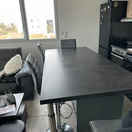 Apartment Super Appt 300 M De La Plage